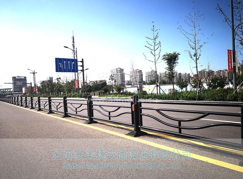 如果河道橋梁護欄如何清洗